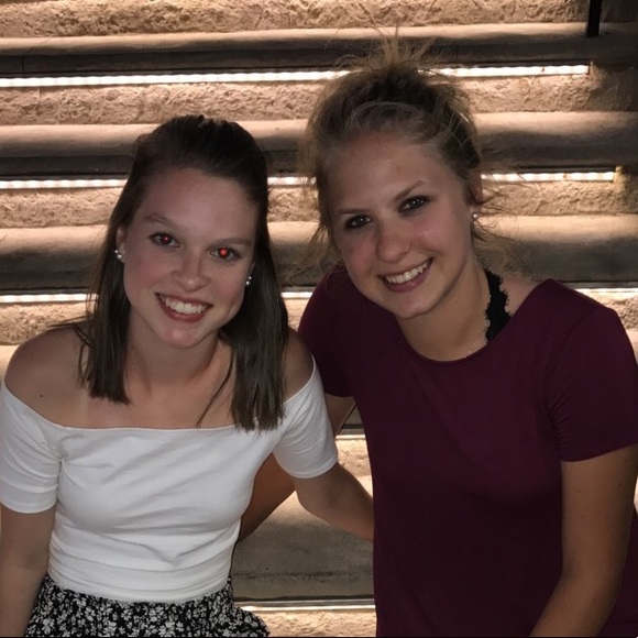 Meet your Posher, Lillian - Picture 1 of 1